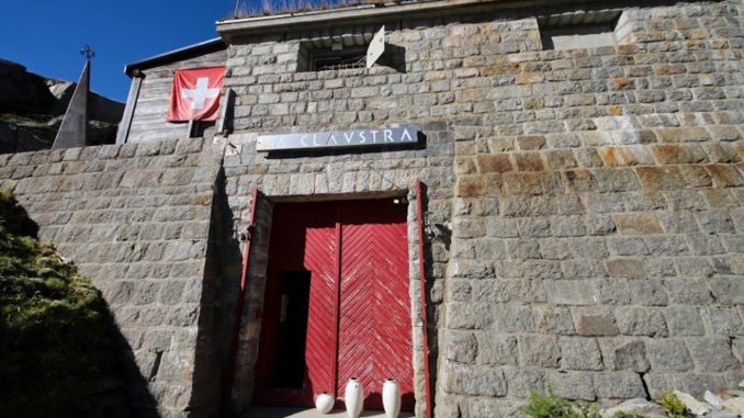 claustra ingresso