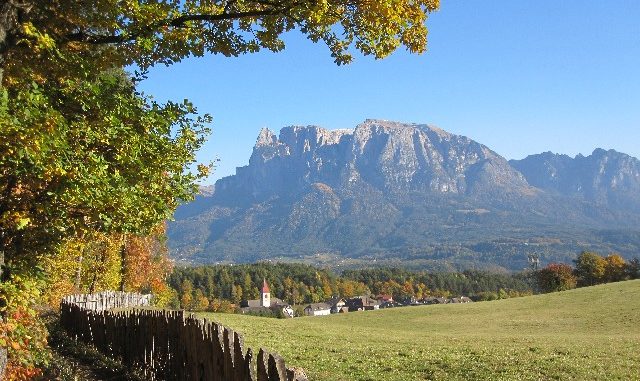 lengstein_ritten_herbst_1tourismusverein-ritten_foto_karin_bauer_30876510386_o~1
